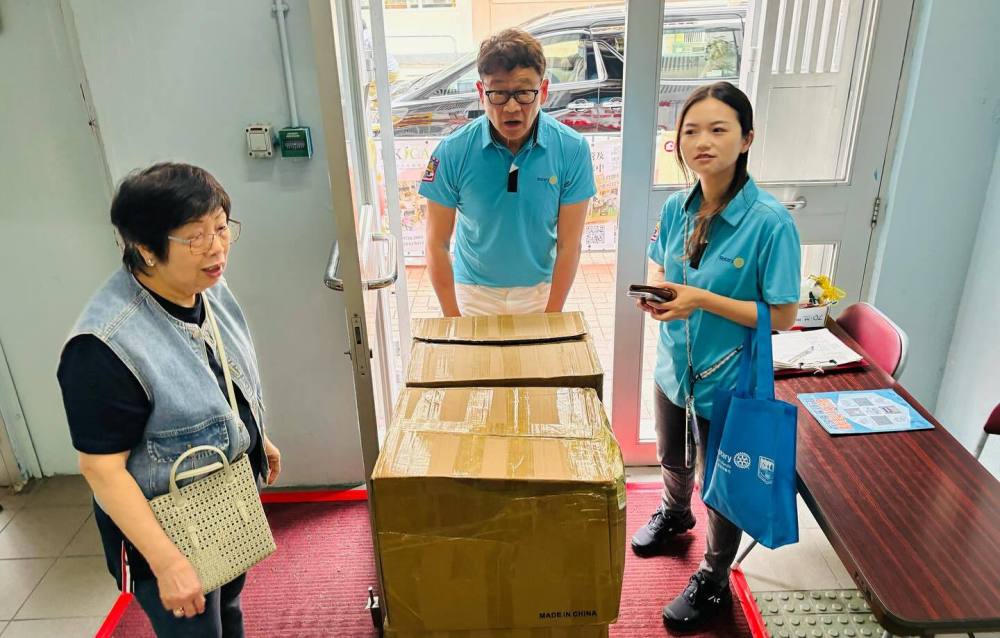 Facebook-Photo-1