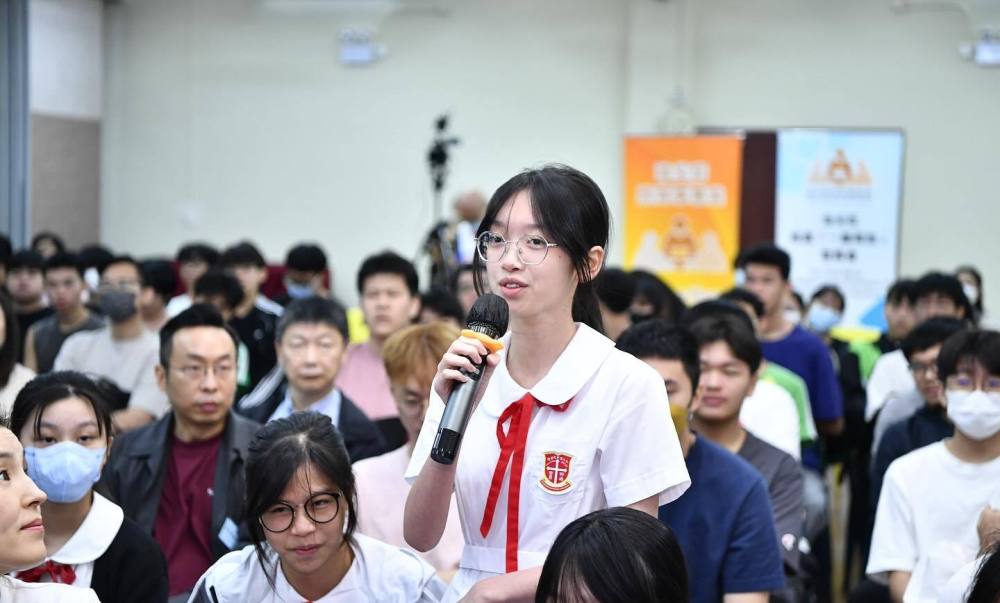 Photo-from-Facebook-1